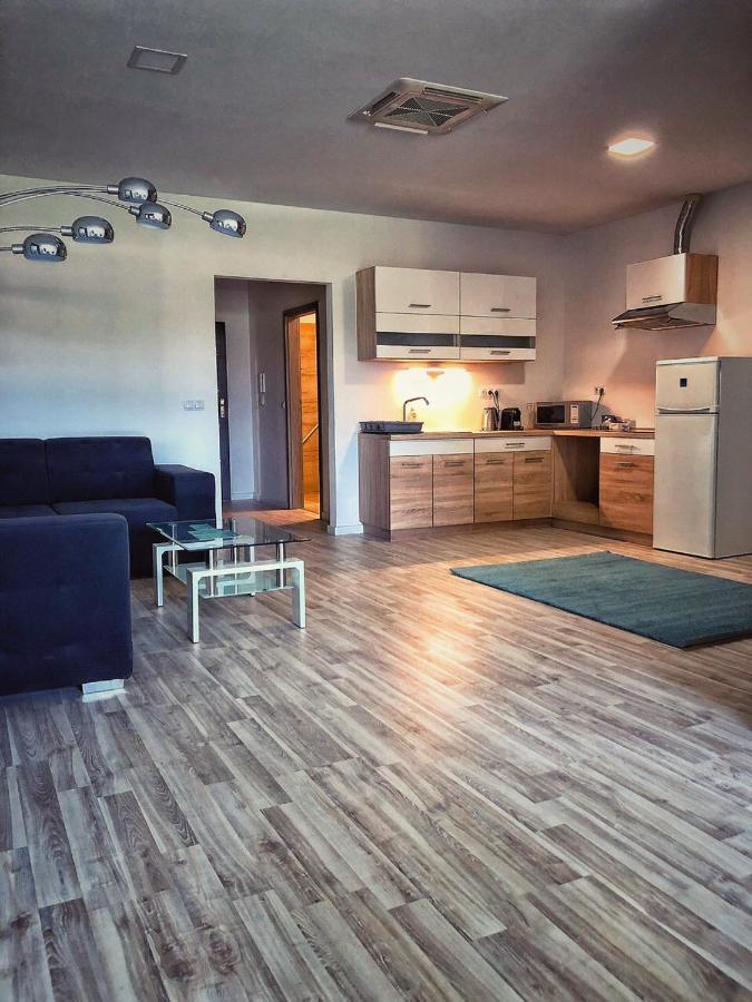 Moment Apartments 索尔诺克 外观 照片
